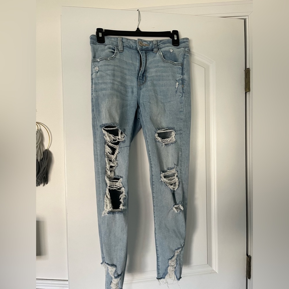 american eagle light wash jeans